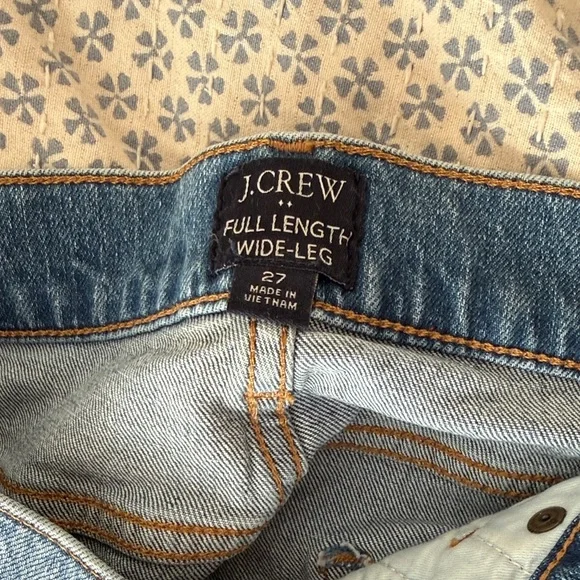 J. Crew Women's Classic Blue Straight Leg Jeans - Picture 2 of 7